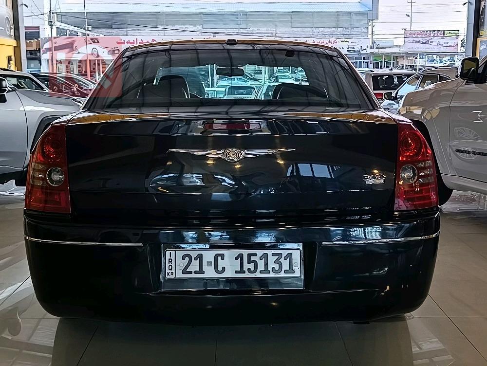 كرايسلر 300